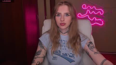 Julia online show from 28, 2, 2025