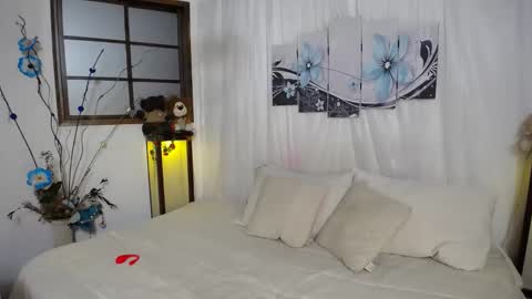 Snapshot of harley_quinns1 chatting on 15, 1, 2025 harley_quinns1 online show from 15, 1, 2025