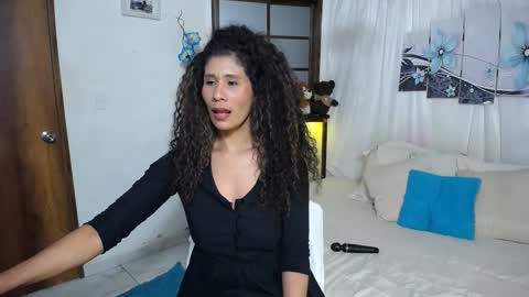 Snapshot of harley_quinns1 chatting on 21, 1, 2025 harley_quinns1 online show from 21, 1, 2025