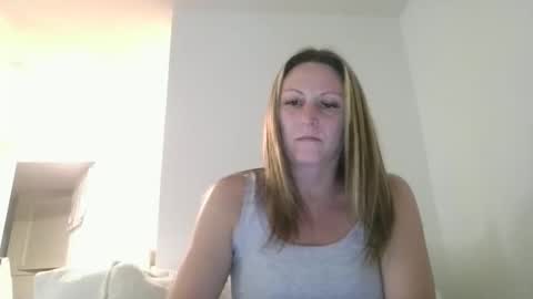 Snapshot of harmony_rose_xoxo chatting on 6, 5, 2026 Harmony online show from 6, 5, 2026