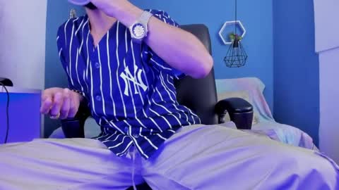 Snapshot of harold_999 chatting on 7, 6, 2026 harold_999 online show from 7, 6, 2026