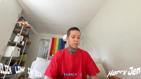 Snapshot of harry_jen chatting on 27, 9, 2025 TAP HERE choise Harry tattoo on chest  Jen curls hair online show from 27, 9, 2025