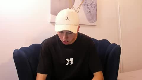   H  K   online show from 29, 10, 2025