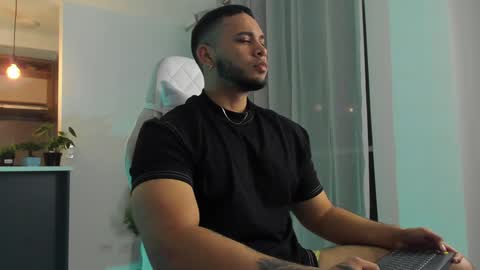 Harry Zandes online show from 6, 1, 2025