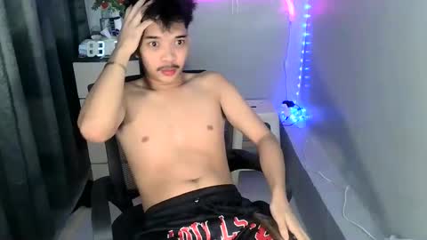 Michael18 online show from 9, 3, 2025