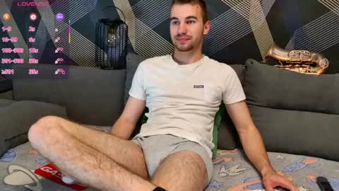 Snapshot of harvey_ren chatting on 27, 5, 2026 Harvey online show from 27, 5, 2026