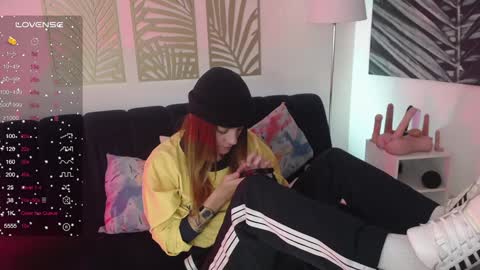 Nicole online show from 18, 1, 2025