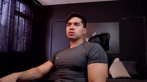 hat_guy01 online show from 9, 3, 2026