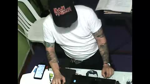 hathor kadesh online show from 2, 3, 2025