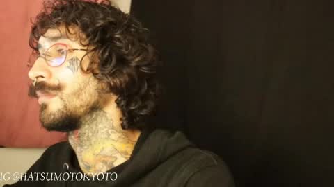 Snapshot of hatsumotokyoto chatting on 16, 2, 2025 More content 2 online show from 16, 2, 2025