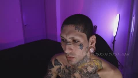 Snapshot of hatsumotokyoto chatting on 1, 10, 2025 More content 2 online show from 1, 10, 2025