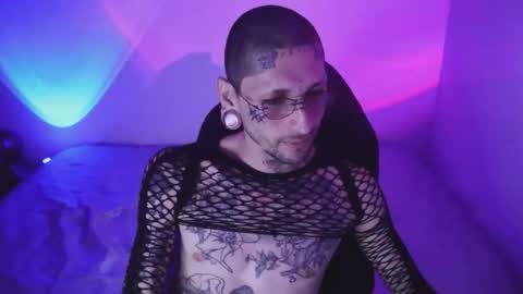 Snapshot of hatsumotokyoto chatting on 14, 11, 2025 More content 2 online show from 14, 11, 2025