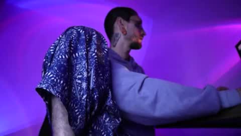 Snapshot of hatsumotokyoto chatting on 30, 11, 2025 More content 2 online show from 30, 11, 2025