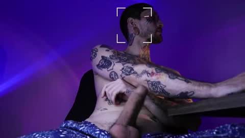 Snapshot of hatsumotokyoto chatting on 2, 12, 2025 More content 2 online show from 2, 12, 2025