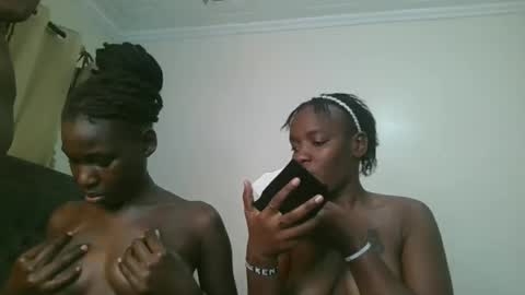 Snapshot of havanna_p chatting on 27, 5, 2026 Havanna online show from 27, 5, 2026