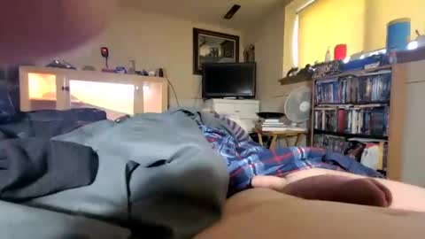 hawkfan1888 online show from 14, 4, 2026