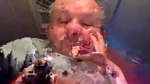 hawks2113 online show from 22, 12, 2024