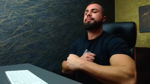 HayesWood online show from 13, 11, 2025