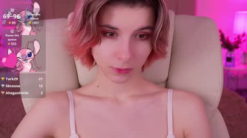 Snapshot of haylaamber chatting on 19, 1, 2025 haylaamber online show from 19, 1, 2025