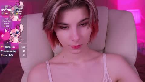 Snapshot of haylaamber chatting on 16, 2, 2025 haylaamber online show from 16, 2, 2025