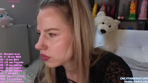 Haylee online show from 27, 3, 2026