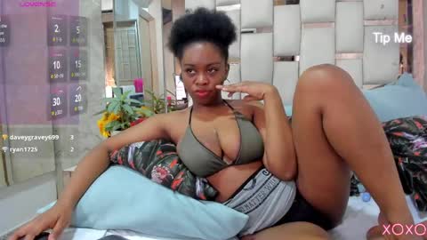 Snapshot of hazel_lanee chatting on 13, 5, 2026 hazel_lanee online show from 13, 5, 2026