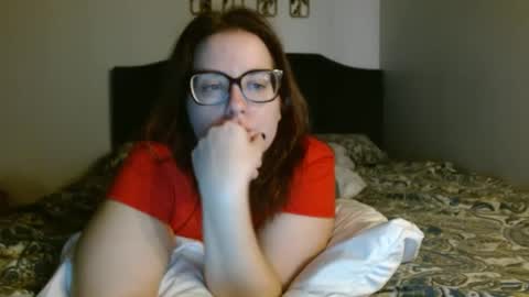 Hazel online show from 4, 10, 2025