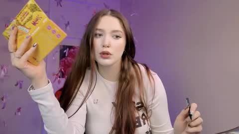 Snapshot of hazel_sullivan chatting on 21, 4, 2026 Hazel online show from 21, 4, 2026