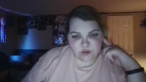 Hazeleyez97 online show from 14, 9, 2025