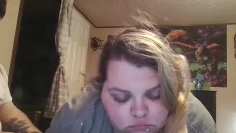 Hazeleyez97 online show from 10, 10, 2025