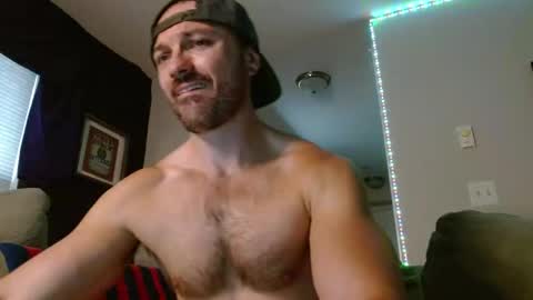 Snapshot of hbdude27 chatting on 20, 10, 2025 RinnDude35 online show from 20, 10, 2025