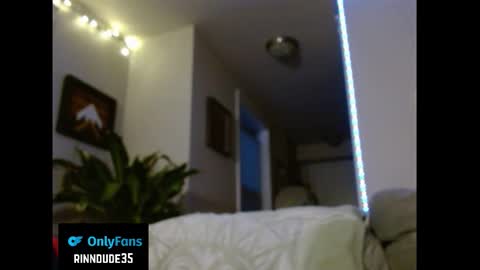 Snapshot of hbdude27 chatting on 11, 11, 2025 RinnDude35 online show from 11, 11, 2025