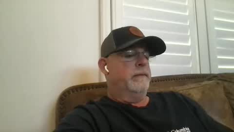 Snapshot of hdeuce22 chatting on 4, 5, 2026 Hdeuce22 online show from 4, 5, 2026