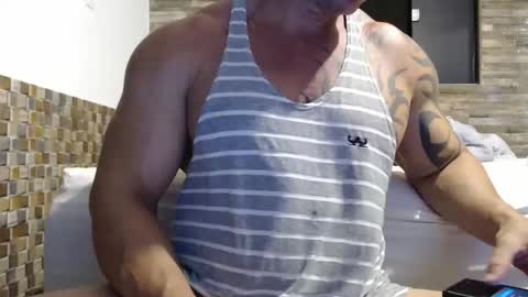 Snapshot of healedcarioca chatting on 22, 1, 2025 Brazilian bigdick online show from 22, 1, 2025