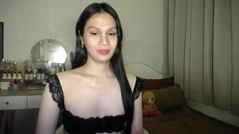 heather_bbyy online show from 10, 11, 2025