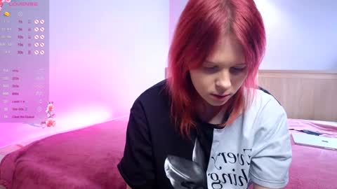 Snapshot of heaven_blonde chatting on 5, 1, 2025 Our names are Anette and Alice online show from 5, 1, 2025