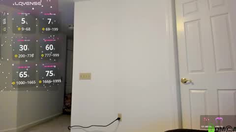 Snapshot of heaveniabb chatting on 12, 12, 2024 Helen online show from 12, 12, 2024