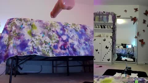 Snapshot of heaveniabb chatting on 1, 10, 2025 Helen online show from 1, 10, 2025