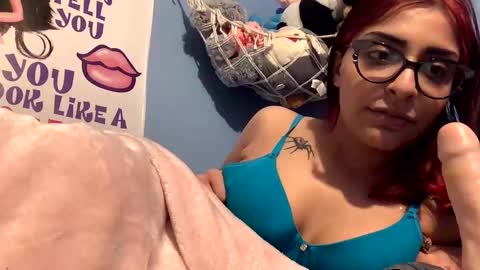 Snapshot of heavensbunny chatting on 9, 1, 2025 heaven the muslim slut online show from 9, 1, 2025