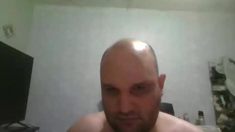 Snapshot of heavy_rebellxc chatting on 4, 12, 2024 Heavy Rebell online show from 4, 12, 2024