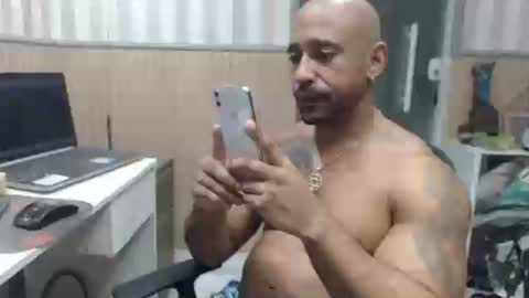 Snapshot of hebertgomes chatting on 2, 12, 2024 hebertgomes online show from 2, 12, 2024