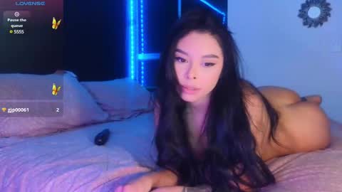 Snapshot of hecate_gh chatting on 28, 1, 2025 Hecate online show from 28, 1, 2025