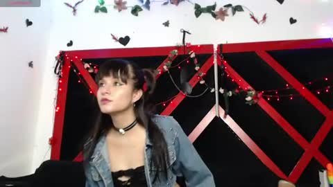 Snapshot of hecatedark122 chatting on 12, 7, 2026 sofia online show from 12, 7, 2026