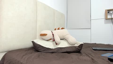  18 online show from 20, 12, 2025