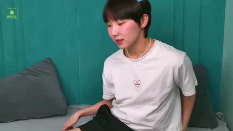 Snapshot of heejinwang chatting on 2, 3, 2026 HEEJIN online show from 2, 3, 2026