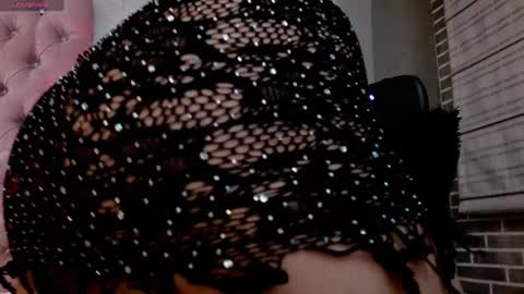   online show from 22, 1, 2025