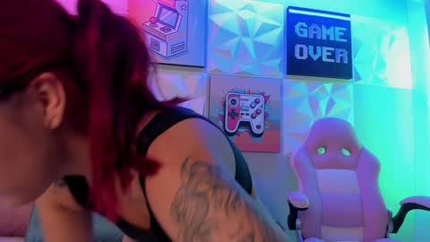   online show from 3, 2, 2025