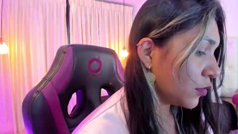              online show from 10, 2, 2025