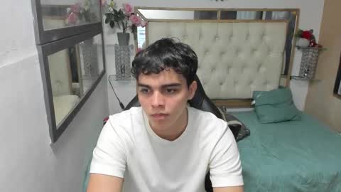 heiker_ online show from 25, 9, 2025