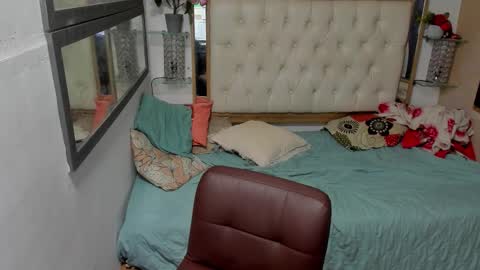 heiker_ online show from 8, 11, 2025